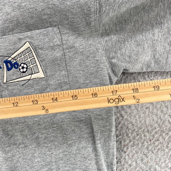 Six Flags Shirt Womens Extra Large Gray Scooby Doo Soccer Short Sleeve Pocket - Picture 8 of 11